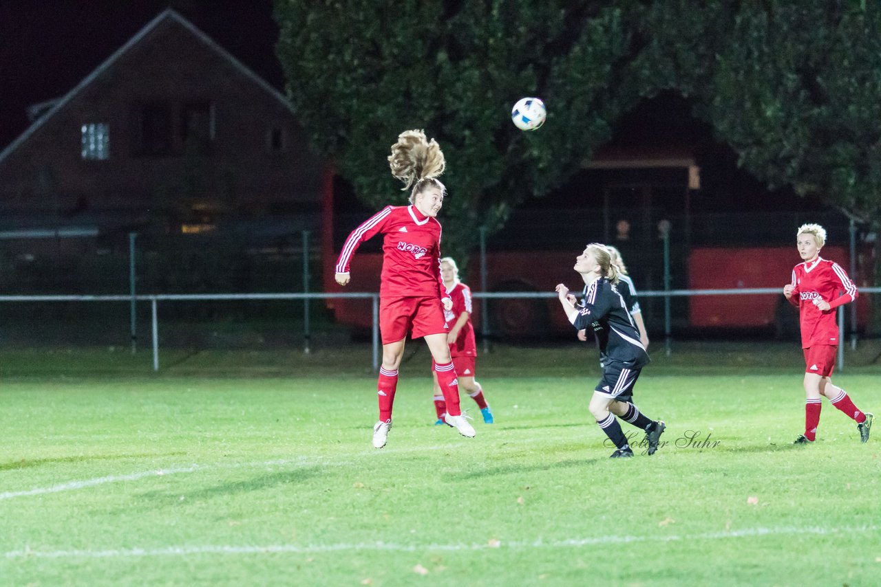 Bild 102 - Frauen SG Krempe/ETSV F. Glueckstadt - TSV Heiligenstedten : Ergebnis: 8:0